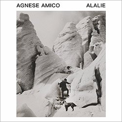 Amico, Agnese: Alalie